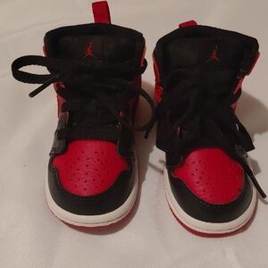 Jordan Kids Red and Black Sneakers
